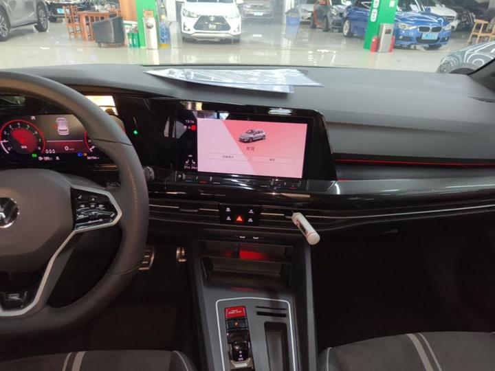 Golf 2023 280TSI DSG R-Line Lite photo 8