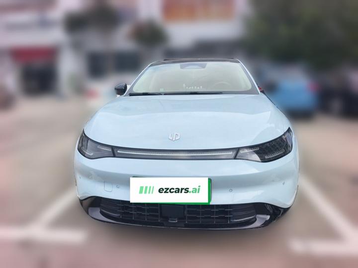 Leapmotor C01 2024 EV 625 Exclusive photo 2