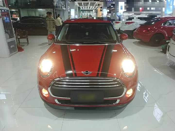 2016 1.2T ONE 5-Door photo 2