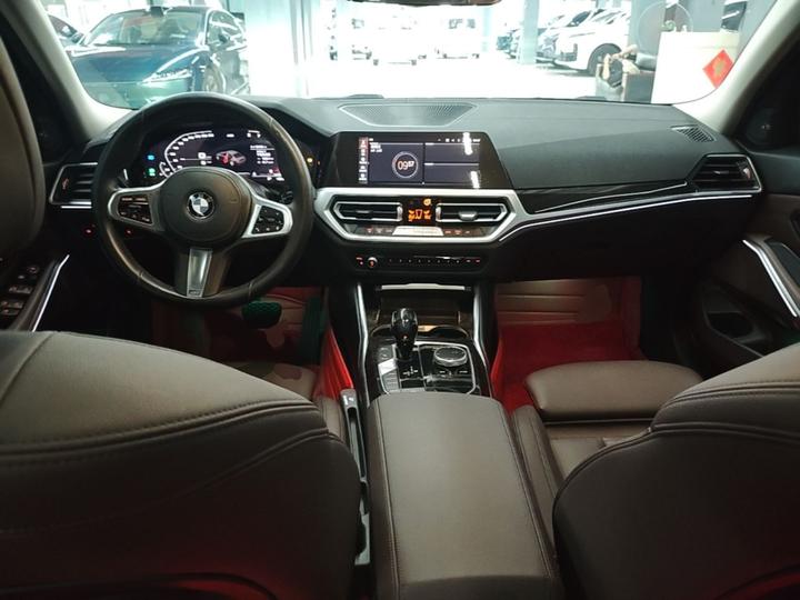 3 Series 2020 325Li M Sport Package photo 5