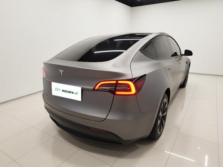 Model Y 2022 RWD photo 3