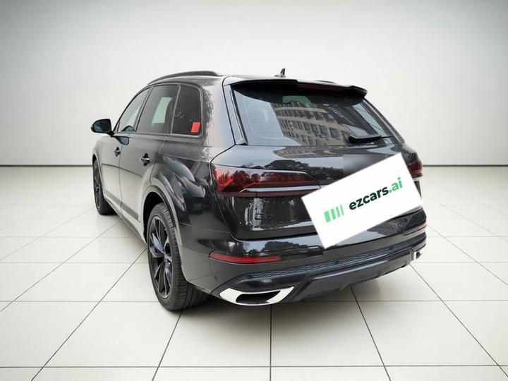Q7 2023 55 TFSI quattro S line Sport photo 4