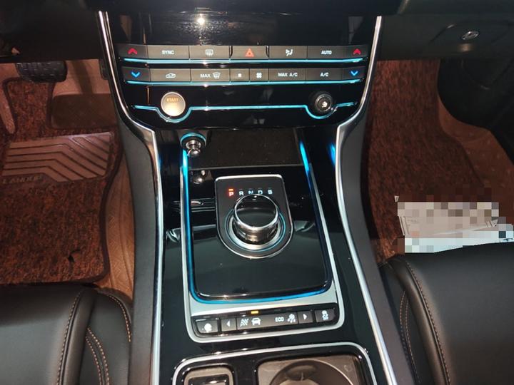 XEL 2019 2.0T 200PS Luxury photo 6