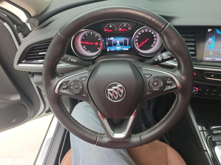Regal 2019 20T Elite China VI photo 6