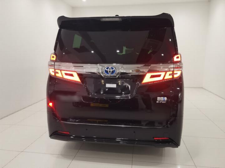 2019 Hybrid 2.5L HV Premium photo 5