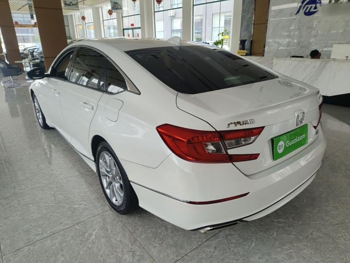 Accord 2018 260TURBO Elite China VI photo 4