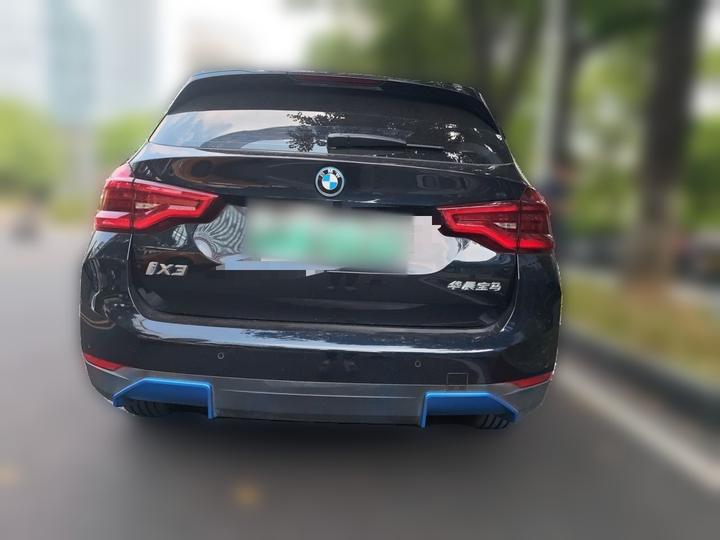 iX3 2021 Facelift Leading photo 5