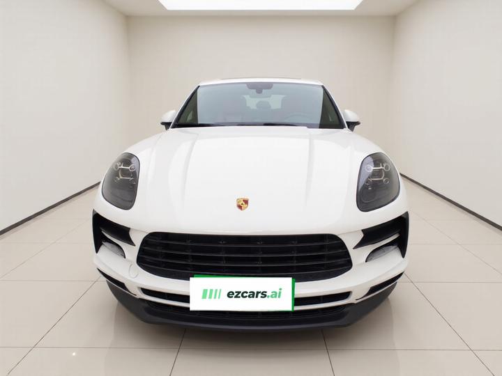2018 Macan 2.0T photo 2