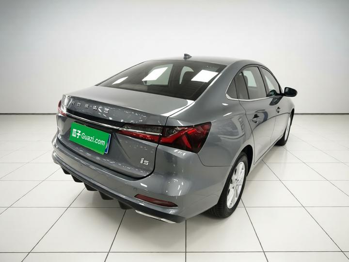 i5 2023 1.5L CVT Luxury photo 6