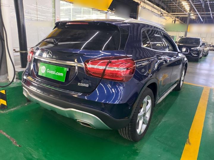 GLA 2017 GLA 200 Dynamic photo 4