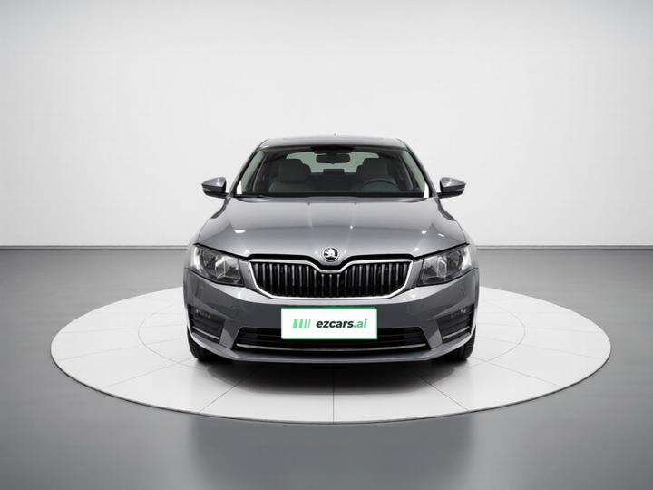 Octavia 2017 1.6L AT photo 2