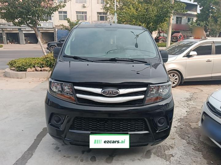 Refine M3 2019 PLUS 1.8L Luxury photo 2