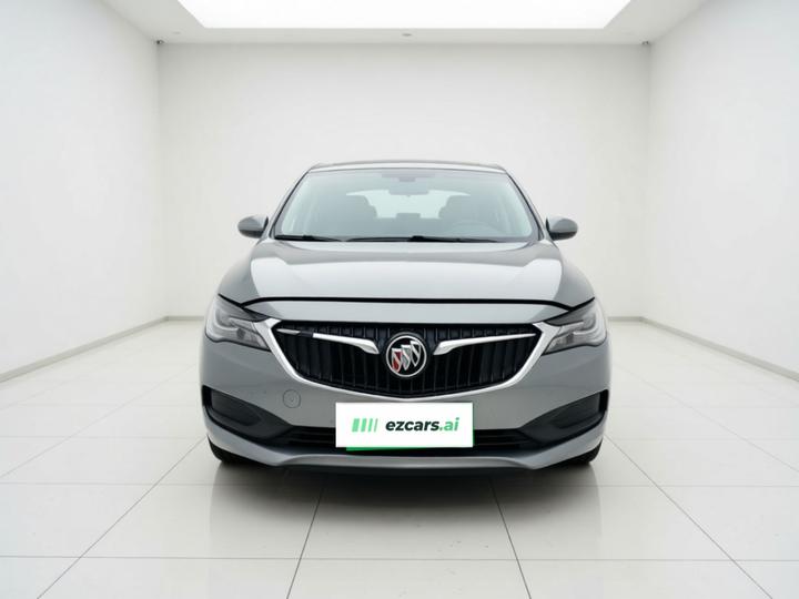 GL6 2018 18T 5-Seater Elite photo 2