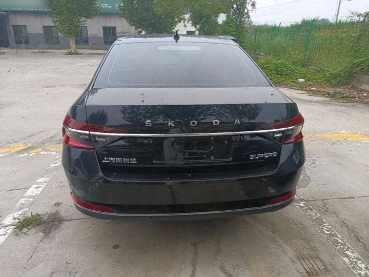 Superb 2023 Facelift TSI280 DSG Exclusive photo 3