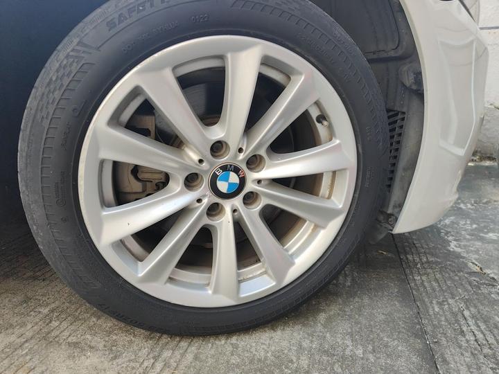 5 Series 2017 520Li photo 8