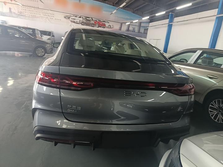 Qin L 2024 DM-i 120KM photo 3