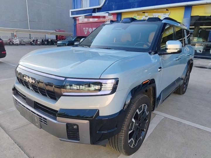 Fang Cheng Bao Leopard 8 2025 Flagship 6-Seater