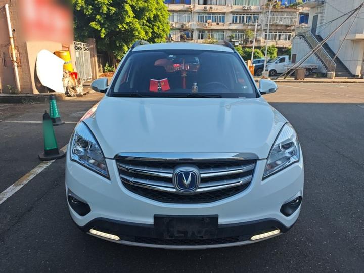 CS35 2016 1.6L MT Luxury IV photo 2
