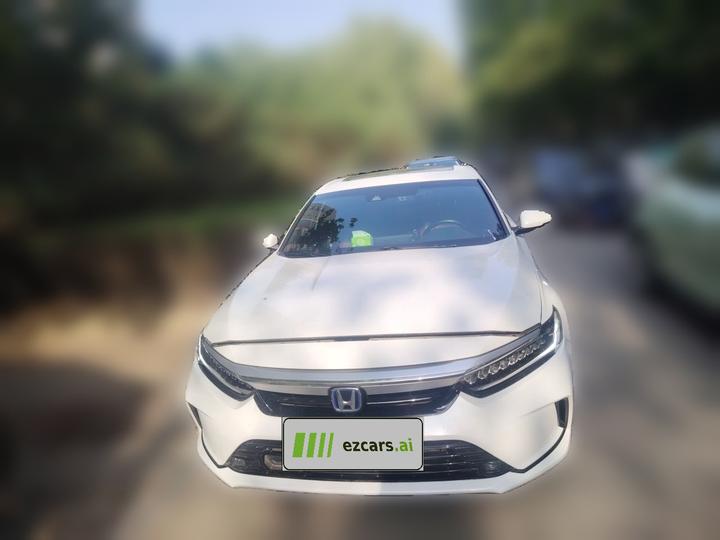 2022 Hybrid 2.0L photo 2