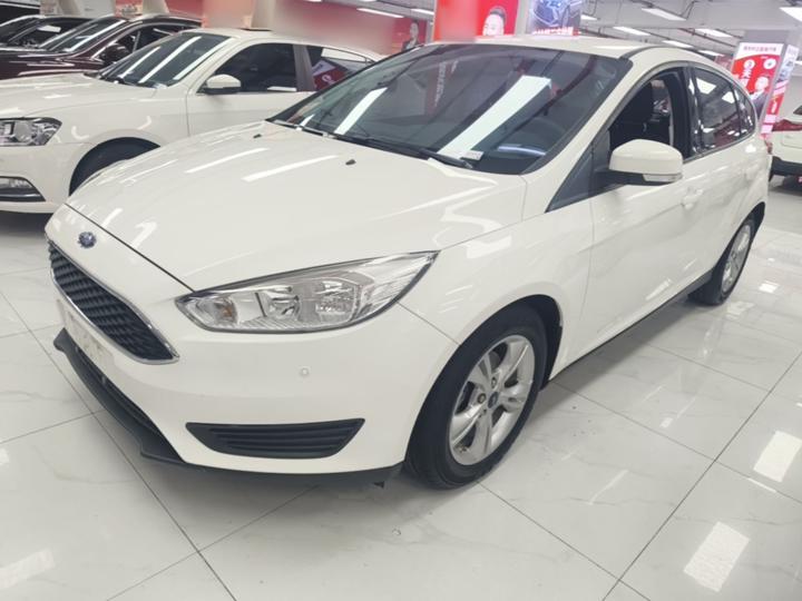 Focus 2018 Hatchback Classic 1.6L AT Comfort