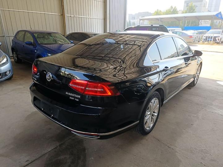 Magotan 2018 Facelift 330TSI DSG Luxury photo 4