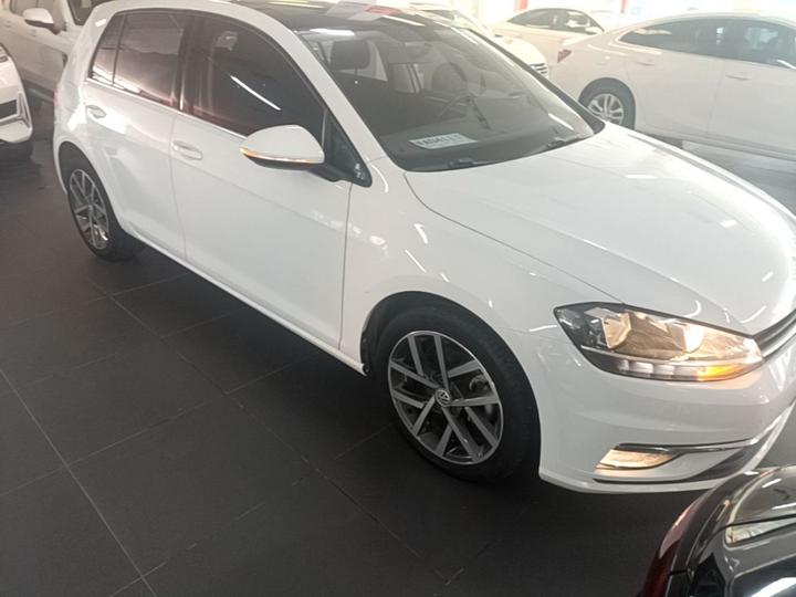 Golf 2020 200TSI DSG Comfort Progressive photo 3