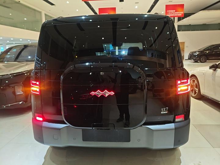 Fang Cheng Bao 7 2025 190KM AWD Ultra photo 5