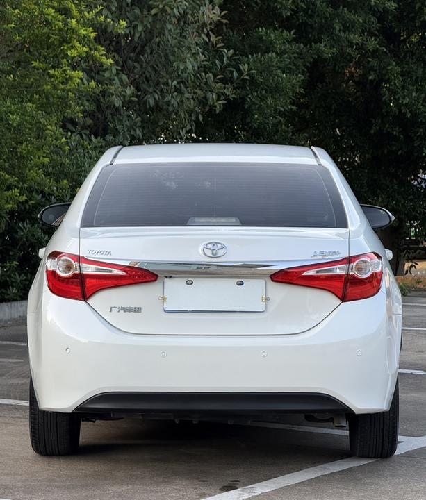Levin 2014 1.8GS CVT Elite photo 3
