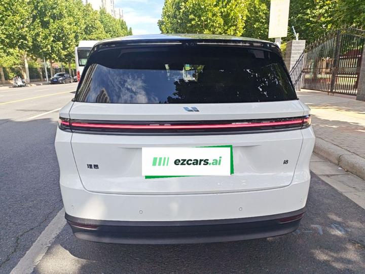 Li Auto i8 2025 Standard photo 3