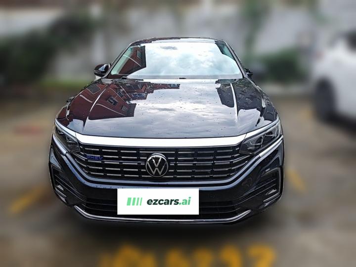 Passat EV 2023 430PHEV Hybrid Luxury photo 2