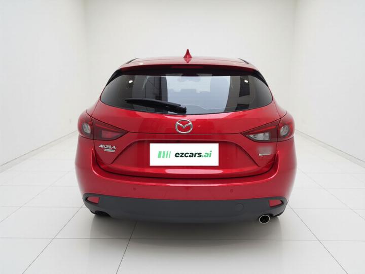 3 Axela 2016 Hatchback 1.5L AT Luxury photo 5