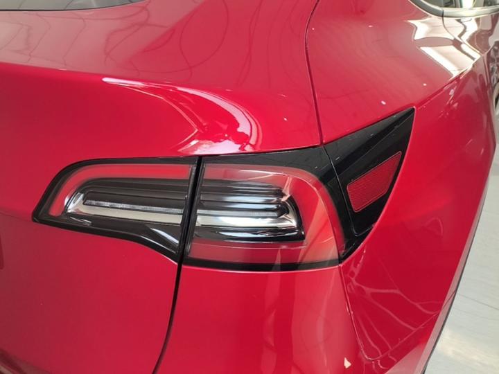 Model Y 2022 Facelift RWD photo 7