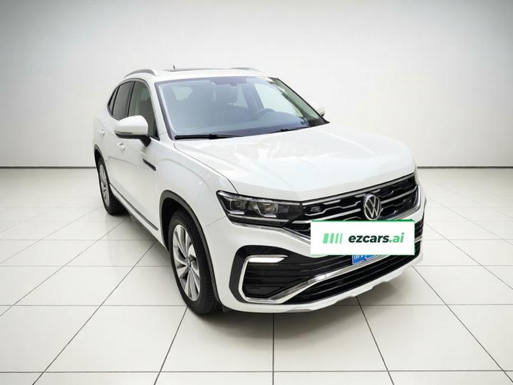 Tayron X 2020 330TSI RWD Premium Connected photo 3