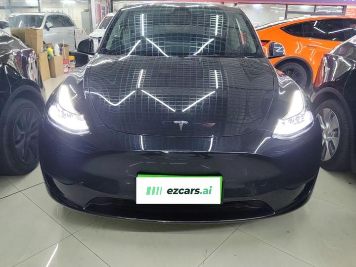 Model Y 2024 RWD photo 2