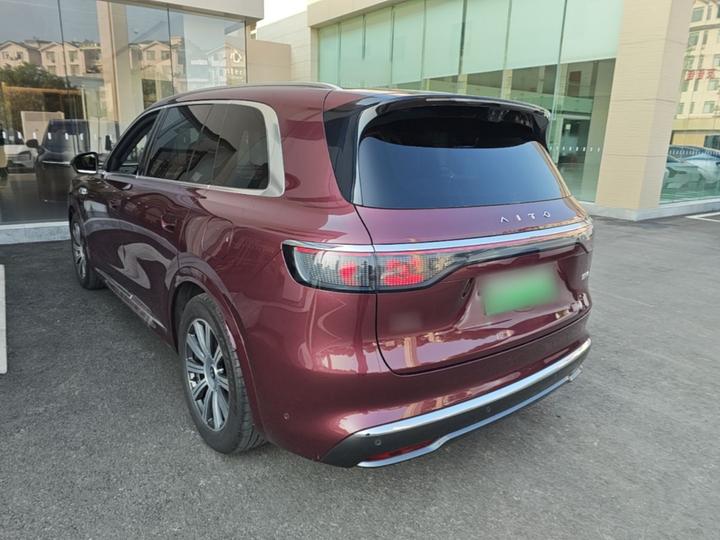 HIMA AITO M8 2025 EREV Max+ 53.4kWh 5-Seater 192-Line LiDAR photo 4