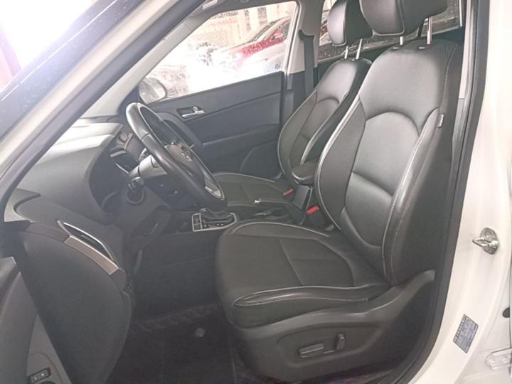 ix25 2017 1.6L AT Smart photo 6