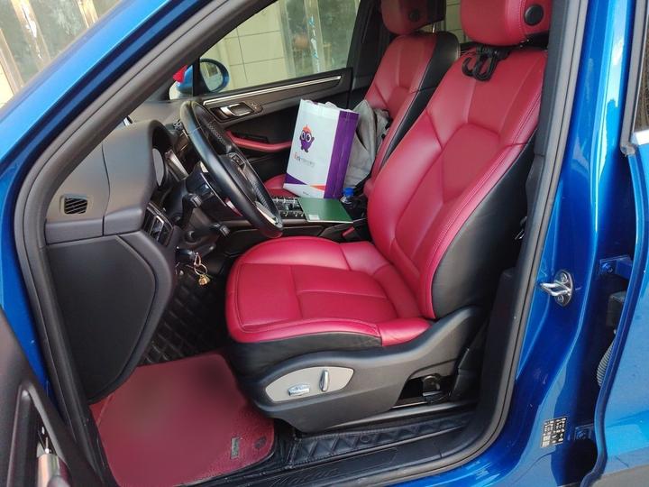 2018 Macan 2.0T photo 7