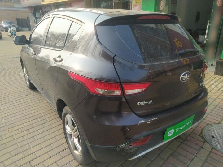 FAW D60 2015 1.5L MT Standard photo 4