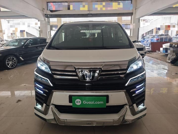 2021 Crown Hybrid 2.5L HV Luxury photo 2