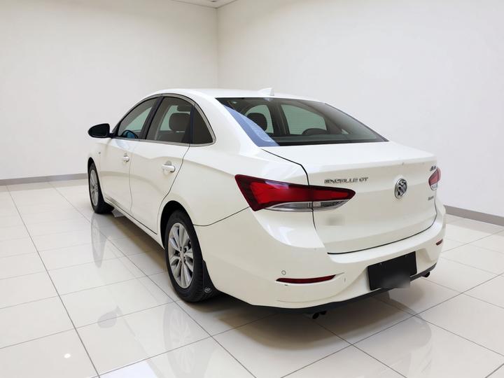 Excelle 2018 15T DCT Elite China V photo 4