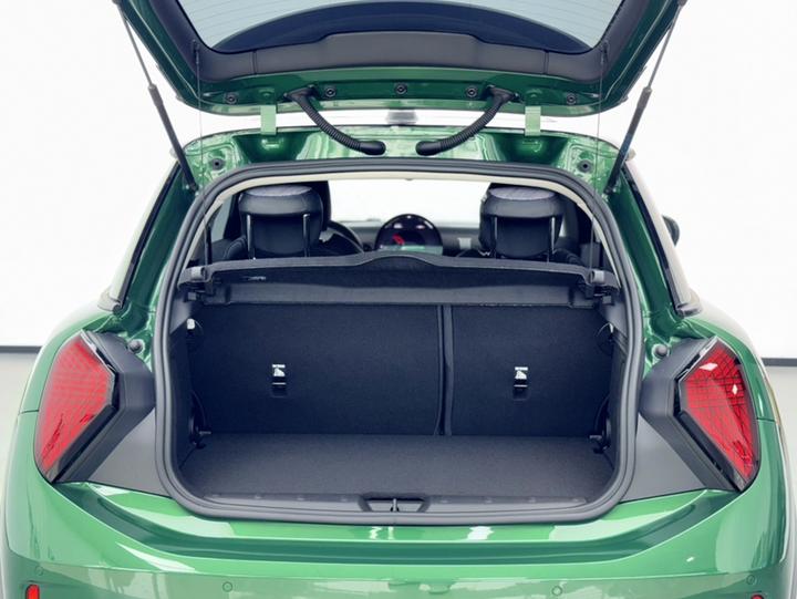 2025 1.5T COOPER Classic 3-Door photo 8