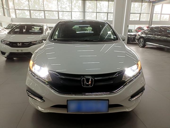Jade 2017 1.8L AT Comfort 5-Seater photo 2