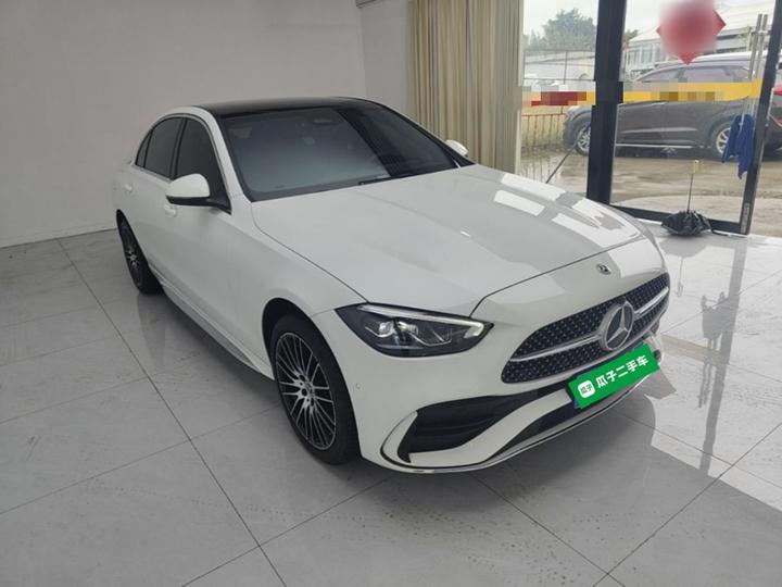 C-Class 2025 C 260 L Sport photo 3