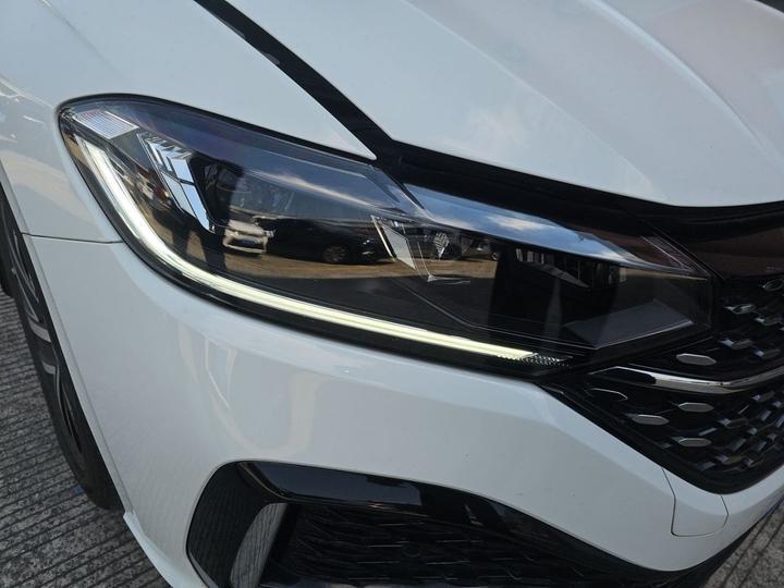 Lavida 2023 300TSI DSG Leading photo 7