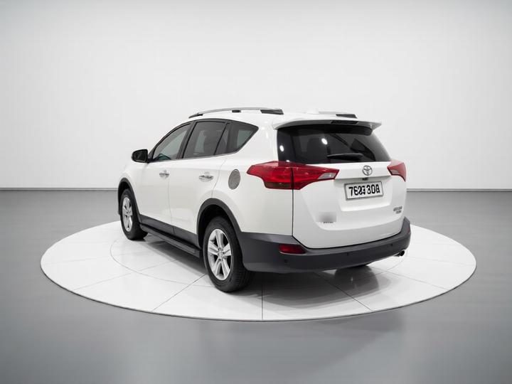 RAV4 2013 2.0L CVT AWD photo 4