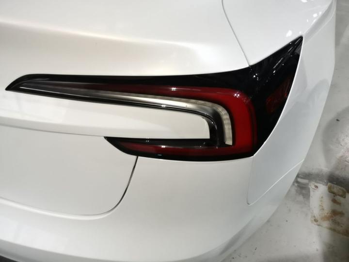 Model 3 2023 RWD photo 7