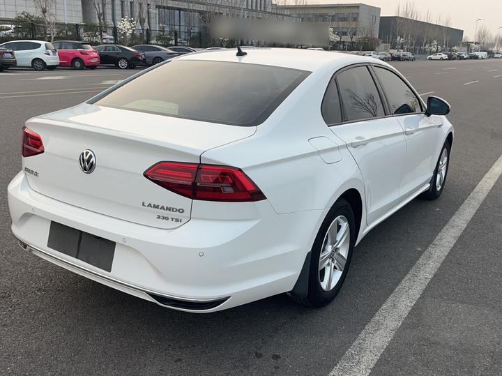 Lamando 2021 230TSI DSG photo 4