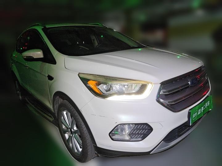 Kuga 2017 EcoBoost 180 RWD photo 3
