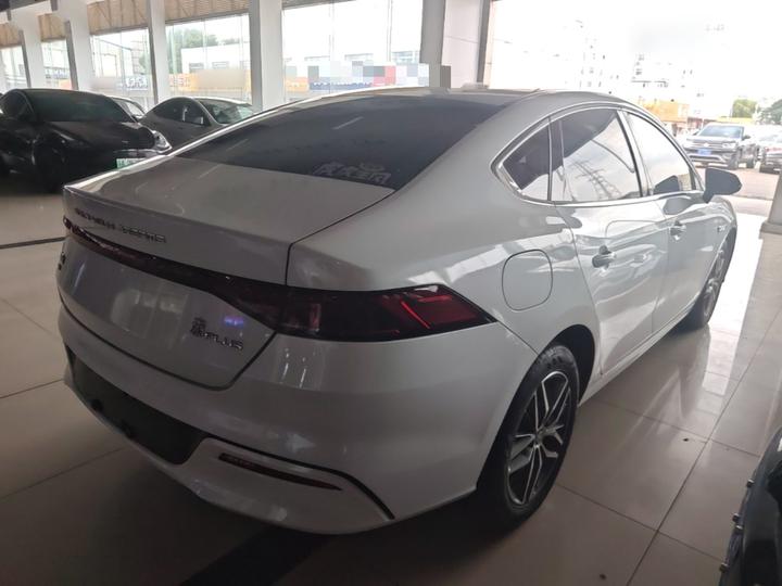 Qin PLUS 2021 DM-i 120KM Premium photo 4