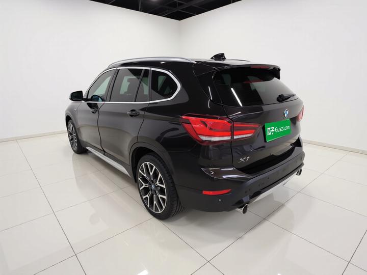 X1 2021 xDrive25Li Exclusive photo 4